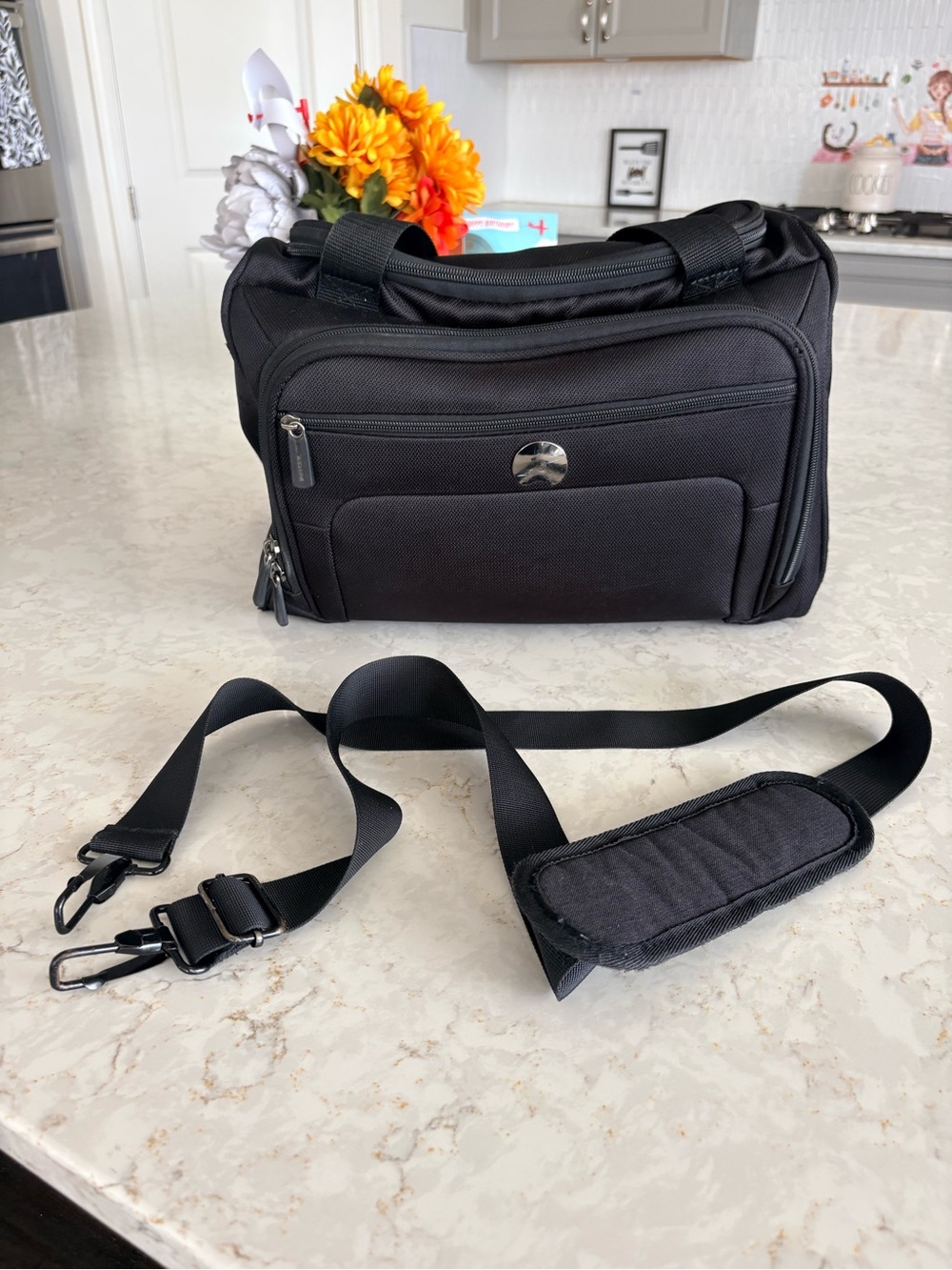 Delsey Paris Travel Crew luggage shoulder bag carry on 14.5"x8"x 11" travel tote